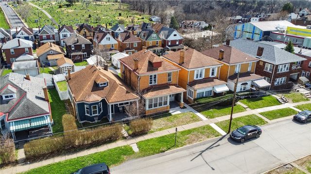 120 E 20th Ave, Munhall, PA 15120