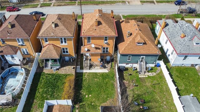 120 E 20th Ave, Munhall, PA 15120