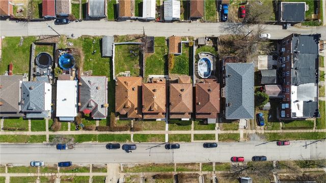 120 E 20th Ave, Munhall, PA 15120