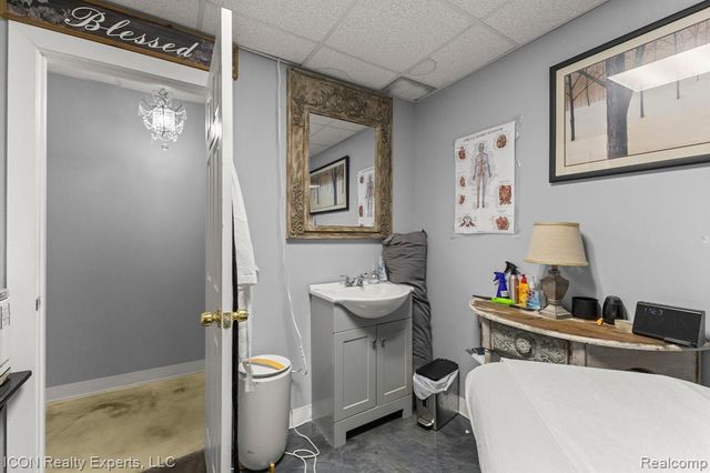 13000 Hayes St, Detroit, MI 48205