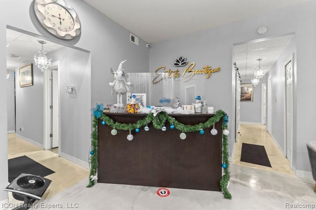 13000 Hayes St, Detroit, MI 48205