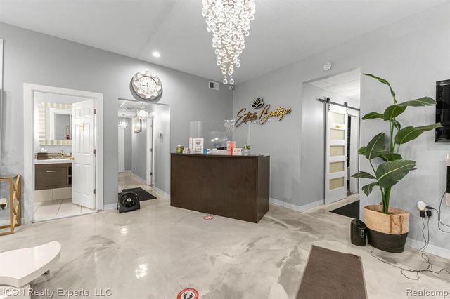 13000 Hayes St, Detroit, MI 48205