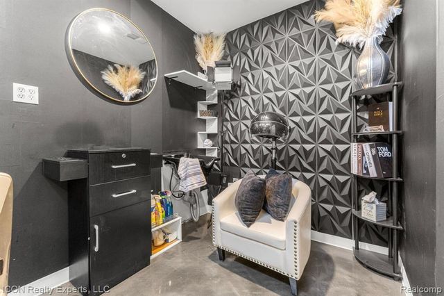 13000 Hayes St, Detroit, MI 48205