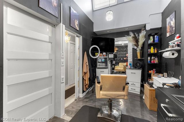 13000 Hayes St, Detroit, MI 48205