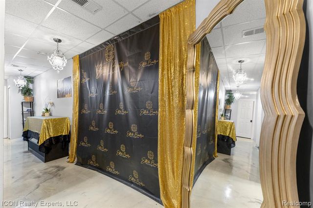 13000 Hayes St, Detroit, MI 48205