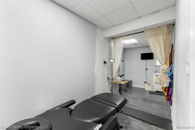 13000 Hayes St, Detroit, MI 48205