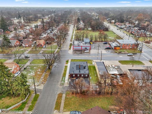 13000 Hayes St, Detroit, MI 48205