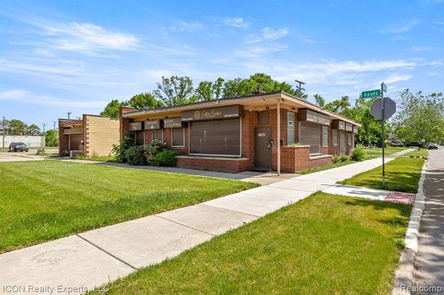 13000 Hayes St, Detroit, MI 48205