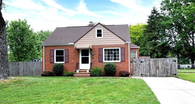 711 E 256th Street, Euclid, OH 44132