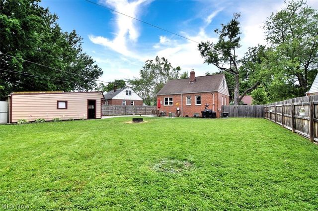 711 E 256th Street, Euclid, OH 44132