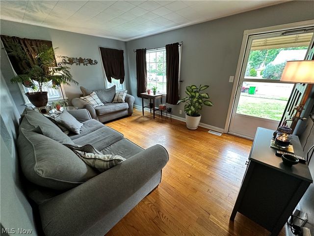 711 E 256th Street, Euclid, OH 44132