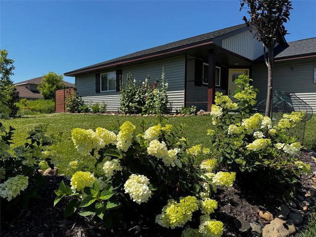 1302 Greentree Drive, St Croix Falls, WI 54024