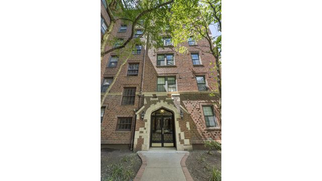 6812 Burns St Apt A3, New York City, NY 11375