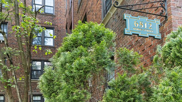 6812 Burns St Apt A3, New York City, NY 11375