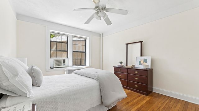6812 Burns St Apt A3, New York City, NY 11375