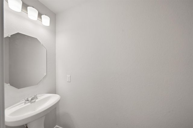 515 16th Street, Hempstead, TX 77445