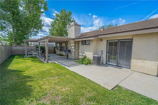 25504 Via Gracioso, Valencia, CA 91355