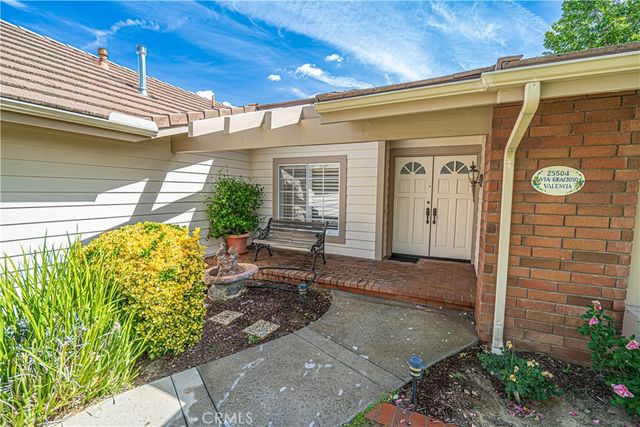 25504 Via Gracioso, Valencia, CA 91355