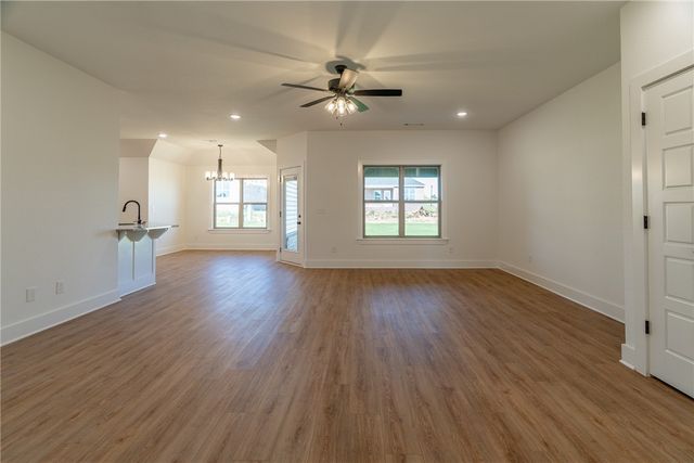 952 Petit Jean Street, Prairie Grove, AR 72753