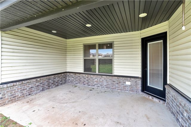 952 Petit Jean Street, Prairie Grove, AR 72753