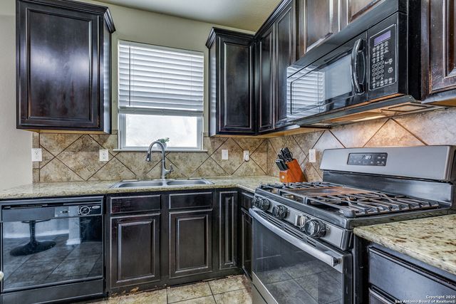 10743 Gazelle Cliff, San Antonio, TX 78245