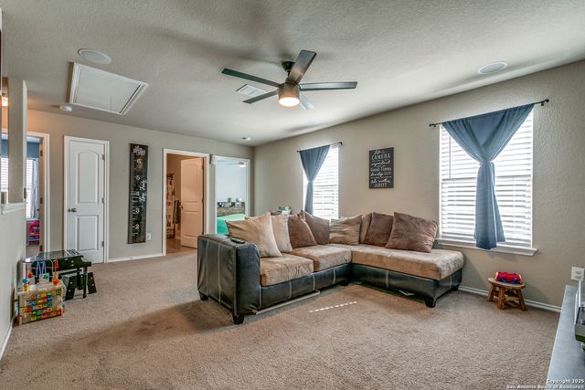 10743 Gazelle Cliff, San Antonio, TX 78245