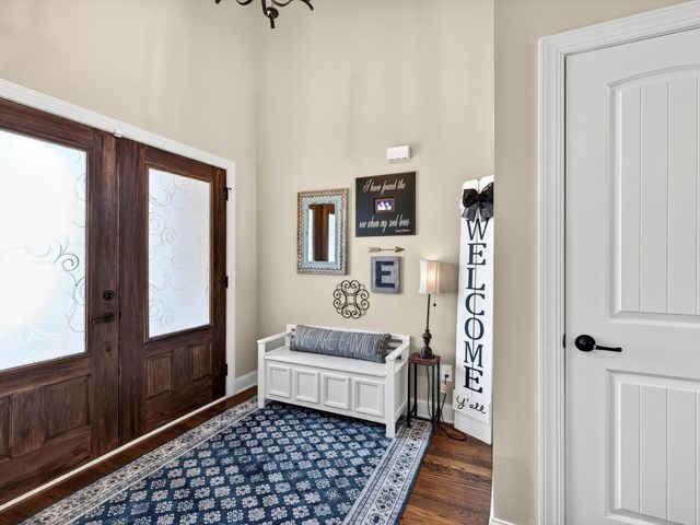 2731 Jasmine St, Lebanon, TN 37087