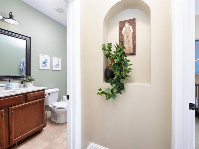 2731 Jasmine St, Lebanon, TN 37087