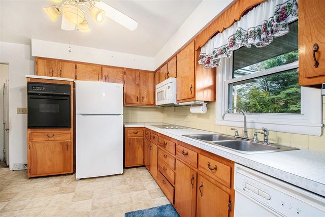 570 Invicta Drive, Niles, MI 49120