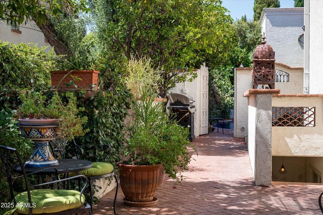 4316 N 40TH Street, Phoenix, AZ 85018