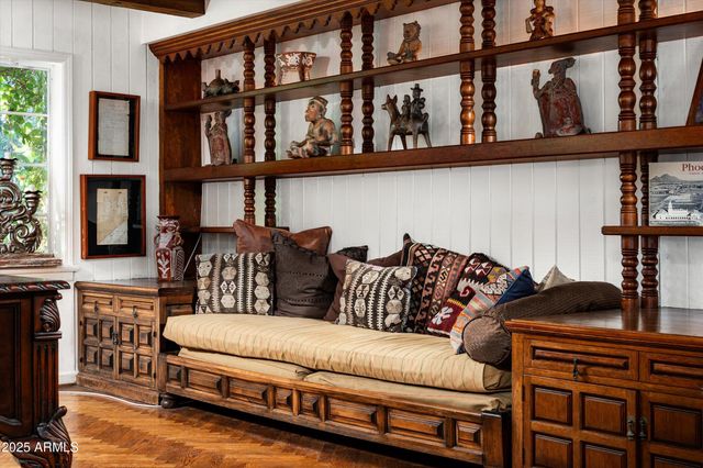 4316 N 40TH Street, Phoenix, AZ 85018