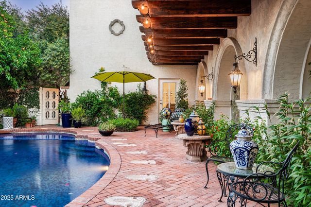 4316 N 40TH Street, Phoenix, AZ 85018