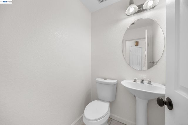 5136 Grass Valley Way, Antioch, CA 94531