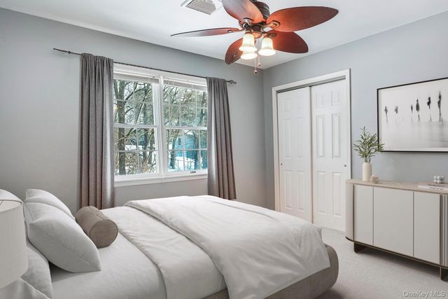 9 Trotter Lane, Poughkeepsie, NY 12603