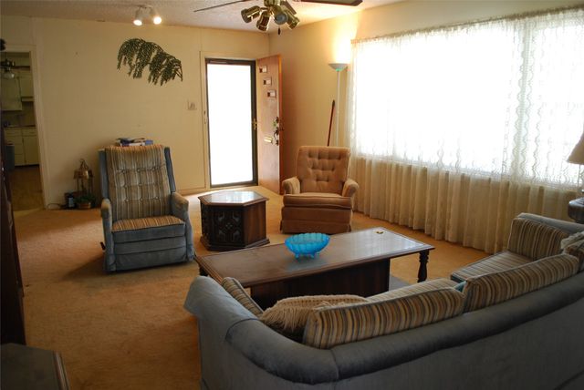 1720 Avenue K, Anson, TX 79501