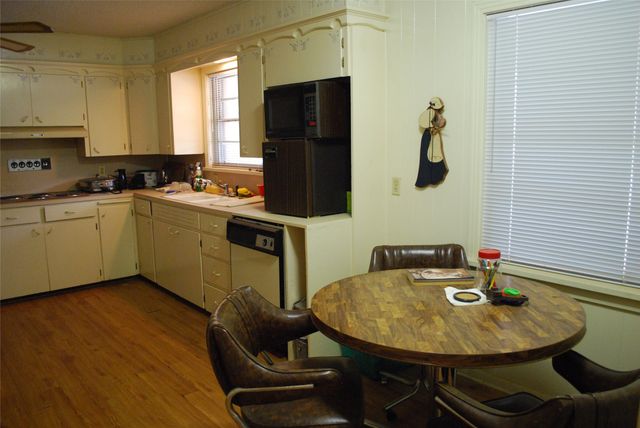 1720 Avenue K, Anson, TX 79501