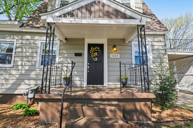 3225 Clyde Park Avenue SW, Wyoming, MI 49509