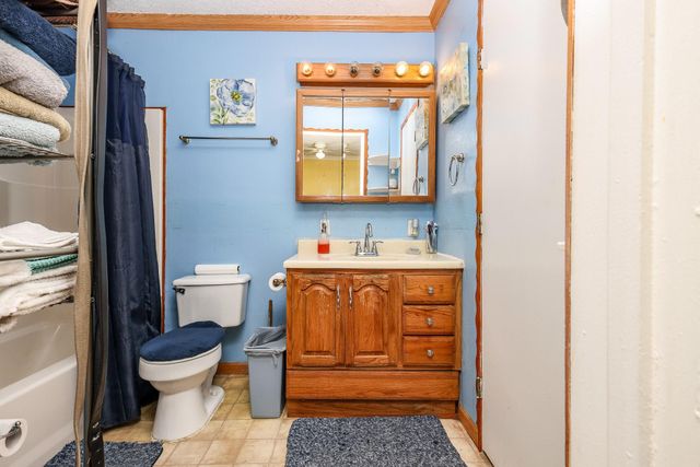 7410 Tetela Drive, Houston, TX 77083