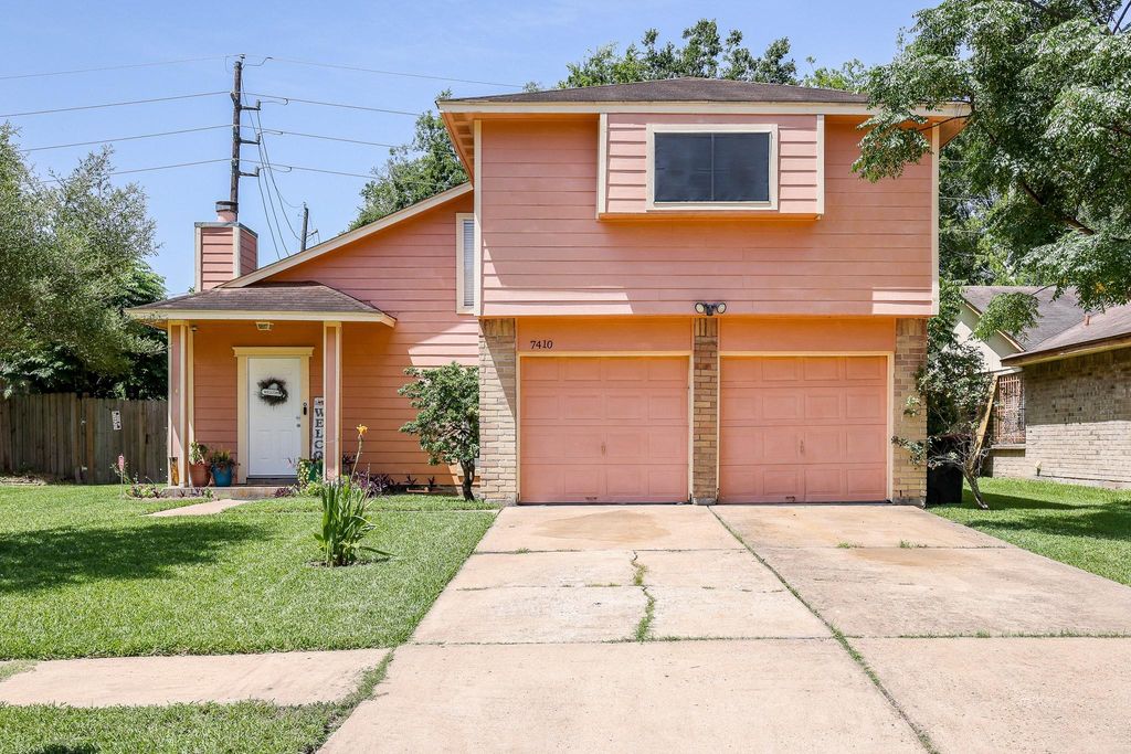 7410 Tetela Drive, Houston, TX 77083