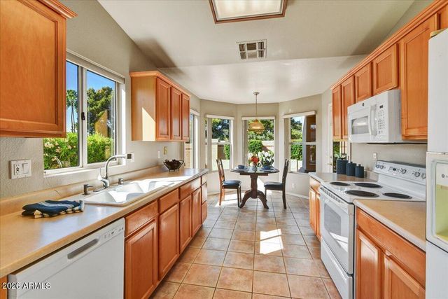 19418 N 84TH Avenue, Peoria, AZ 85382