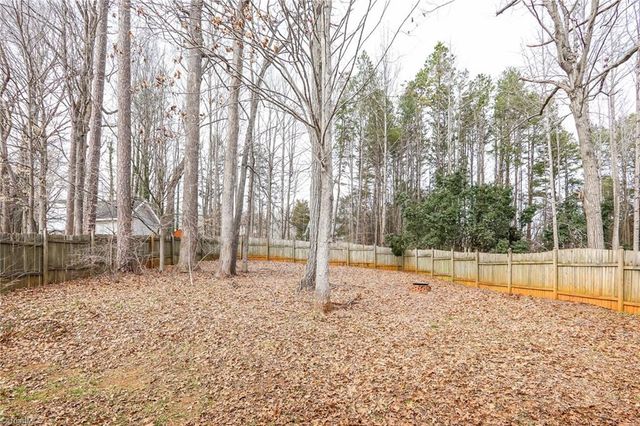 1601 Trinity Garden Circle, Clemmons, NC 27012