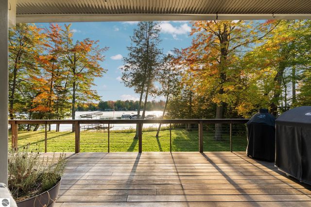 7749 Gingerwood Drive, Traverse City, MI 49685