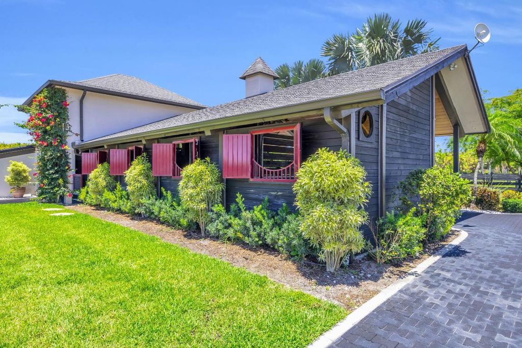 Image 19 of property listing at 12880 Indian Mound Road, Wellington, FL 33449