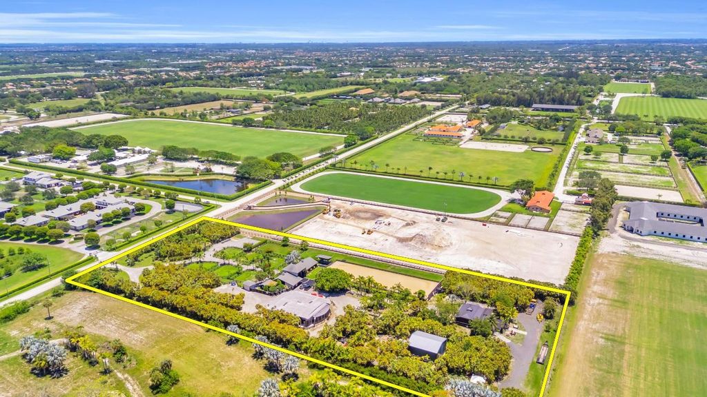 Image 37 of property listing at 12880 Indian Mound Road, Wellington, FL 33449