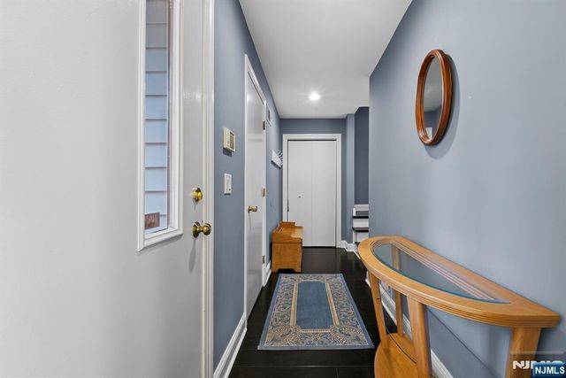 15 Littlewood Court, Wayne, NJ 07470