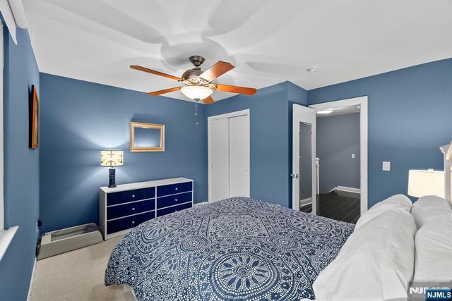 15 Littlewood Court, Wayne, NJ 07470