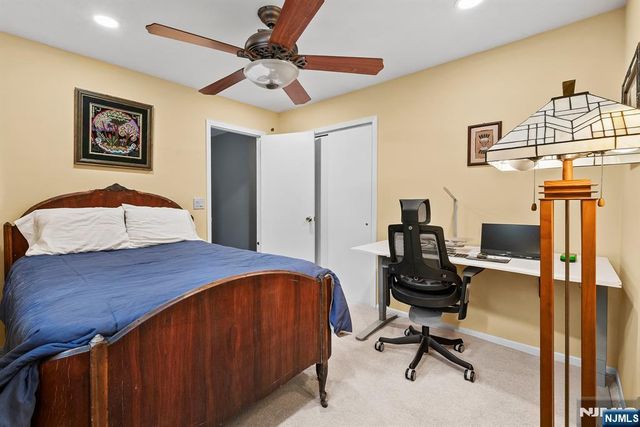 15 Littlewood Court, Wayne, NJ 07470