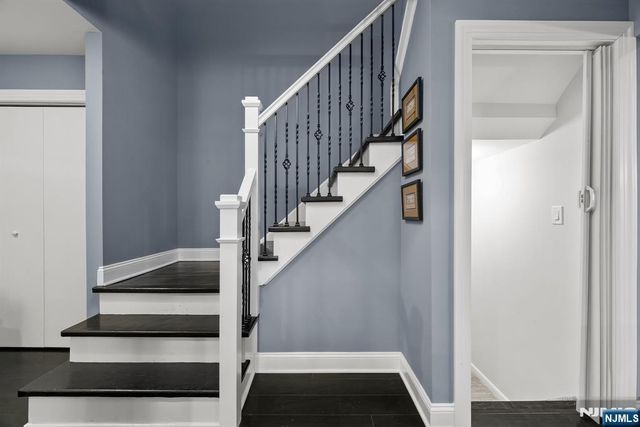 15 Littlewood Court, Wayne, NJ 07470