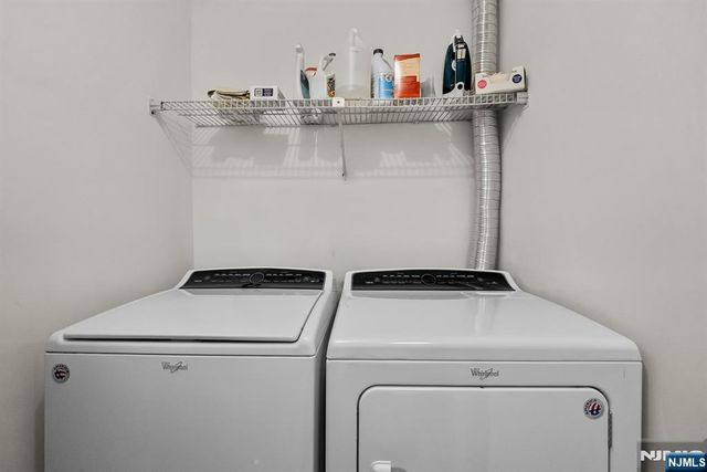 15 Littlewood Court, Wayne, NJ 07470