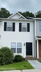 204 Meadowbrook Lane, Jacksonville, NC 28546